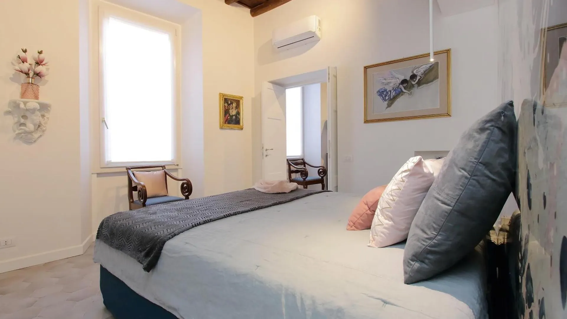 Luxury Apartment In Rione Monti Rome Italy